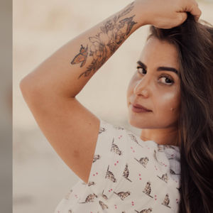 Aline Amorim Beauty - Cílios e sobrancelhas - Olá, deusa. Seja muito bem-vinda, será um prazer recebe-la em meu espaço.