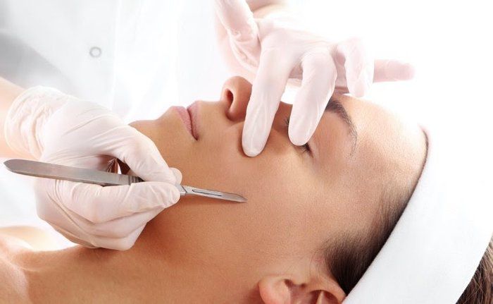 Bruna Cesário - Makeup e Embelezamento do olhar - Dermaplaning