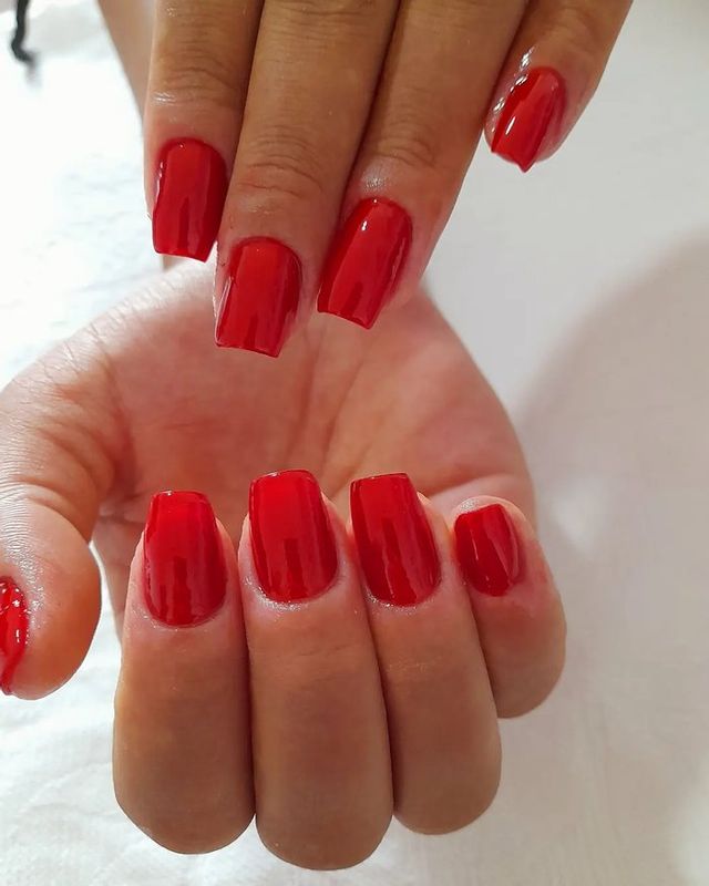 Isabel Souza'esse Número é Do Whats' - Manicure e designer de sobrancelhas - Manicure e pedcure