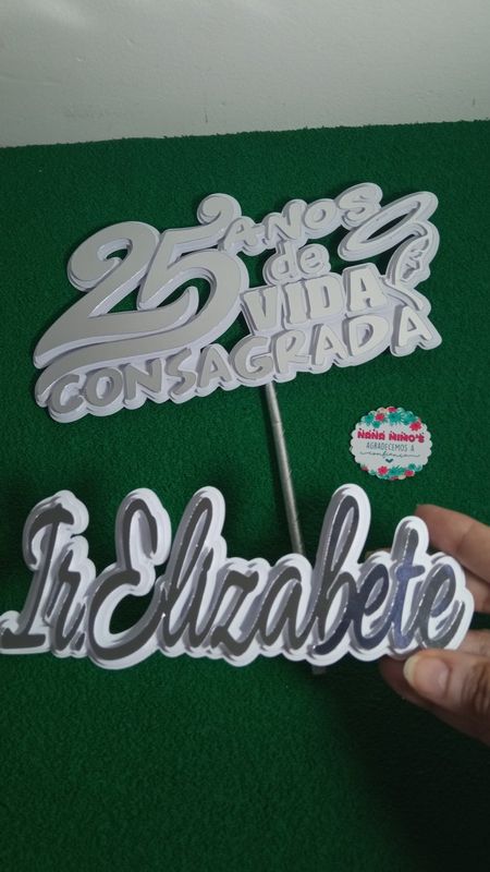 Nãna Mimo's Ateliê - Papelaria Personalizada - TOPO de bolo em camadas