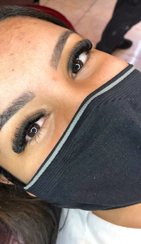 Jessica Fernanda - beleza & estética - Alongamento de cilios volume hibrido