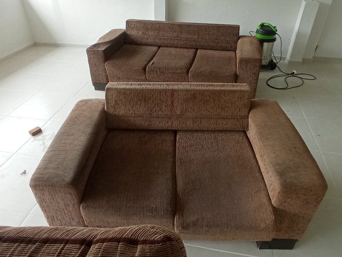 EBJHIGIENIZACAO - serviços especializado em Limpeza e Higienização profissional de estofados de todos os tipos. - Higienização completa  sofa de 2 e 3 lugares 