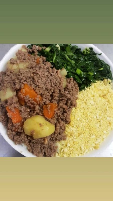 RESTAURANTE PARIS - MARMITEX QUENTINHA - CARNE MOIDA COM LEGUMES tam (G)