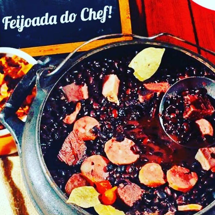 RESTAURANTE PARIS - MARMITEX QUENTINHA - FEIJOADA tamanho (M)