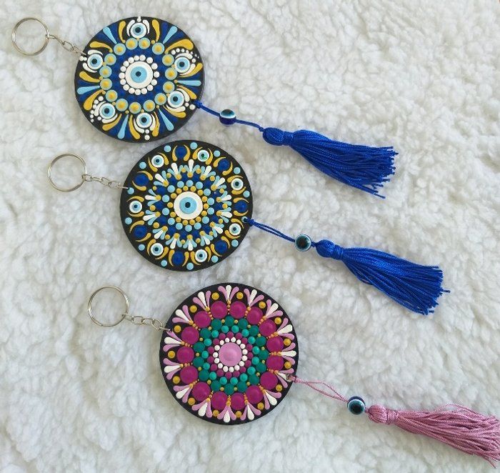 Sanft Mandala MÃE E FILHA - arte em pontilhismo - chaveiro