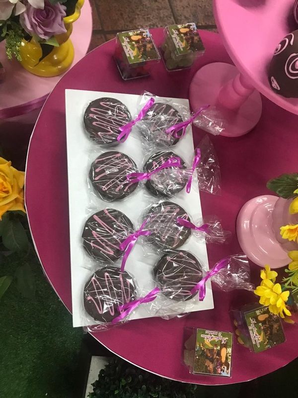 Thalitachocolates - confeitaria - Alfajor de biscoito