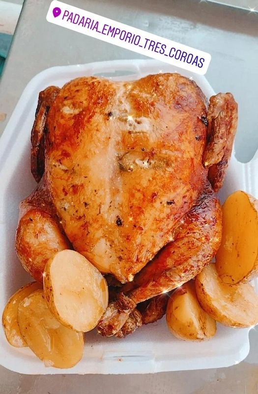PADARIA EMPÓRIO TRÊS COROAS - Panificação e confeitaria - Frango assado