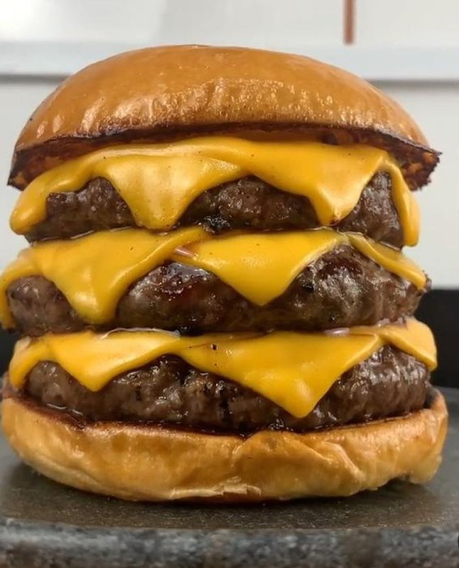 Imperio Burguer - gastronomia - México