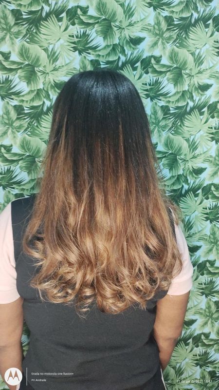 Studio de Beleza Priscila Andrade - Mega Hair e Tranças - Mega Hair nó italiano