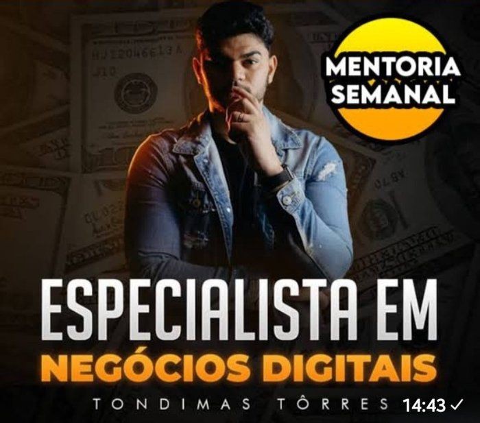 Helena Oliveira - Especialista em Marketing Digital - Especialista em Negócios Digitais