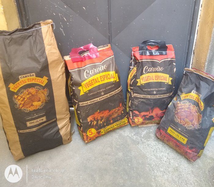 Dayse Festas e Delivery - Bolos. Torta salgada. Bebidas. Gelo. Carvão. Alimentosoz - carvão
