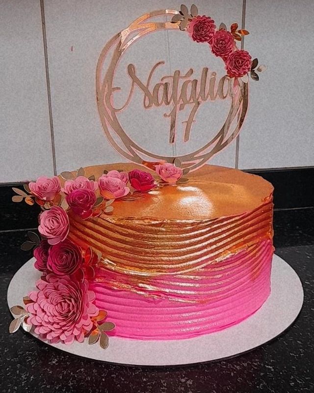Hairiele Limma - confeitaria - bolo confeitado