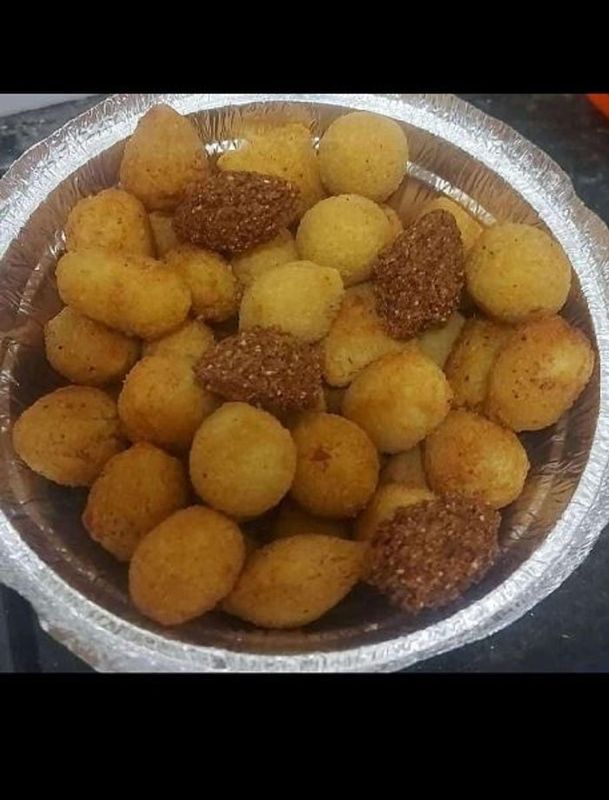 WilliamsLANCHES - Pastel, macarrão na chapa , batata recheada , açaí e salgadinhos fritos . - Salagadinhos