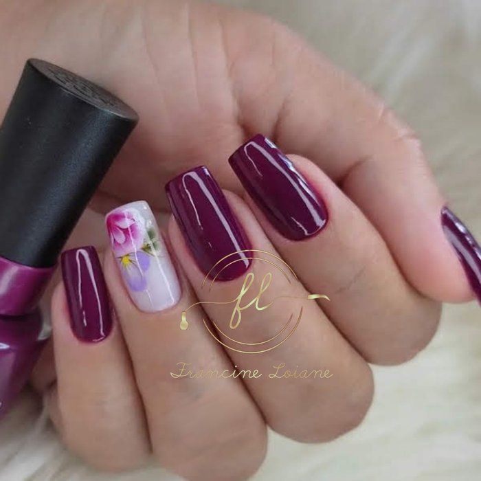 Beleza e Poder - manicure, pedicure, Desing de sobrancelhas - Manicure e Pedicure