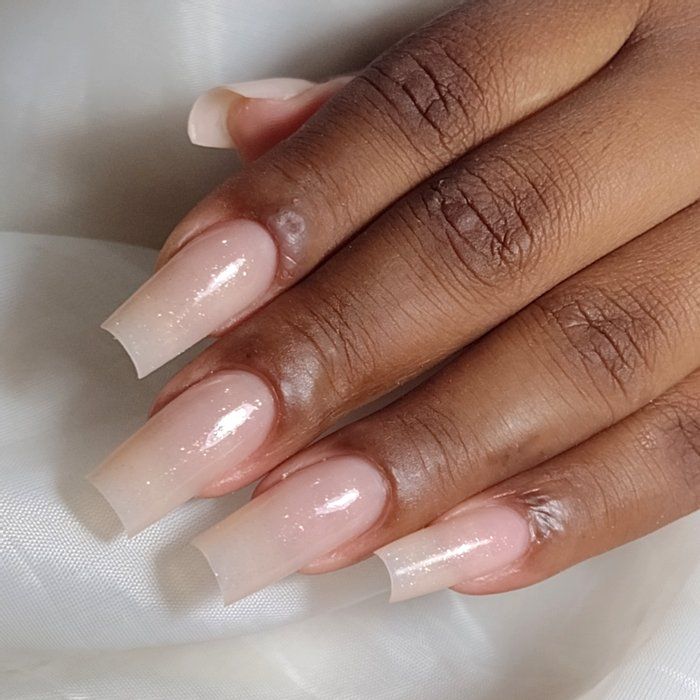 Karla Oliveira - nail designer - alongamento tradicional 