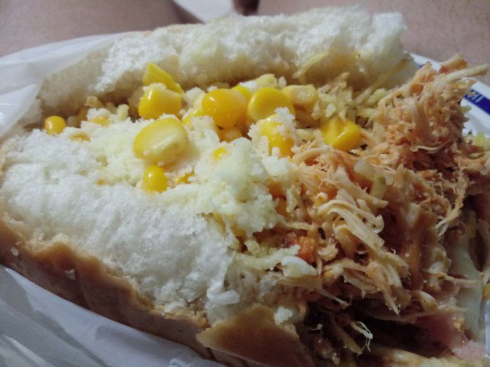 Gri+ Lanches - gastronomia - Cachorro quente frango, presunto e mussarela