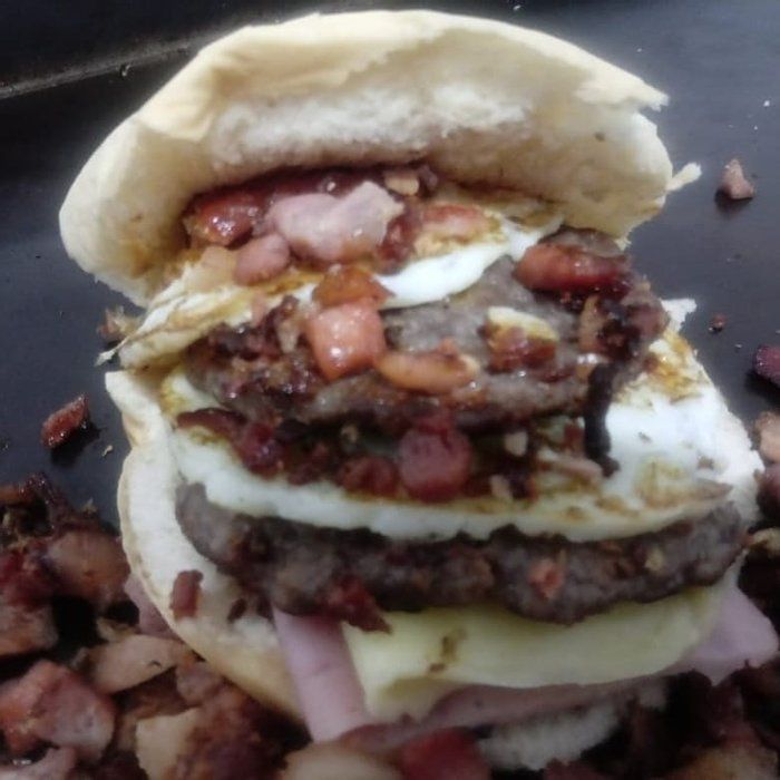 Gri+ Lanches - gastronomia - Especial da casa