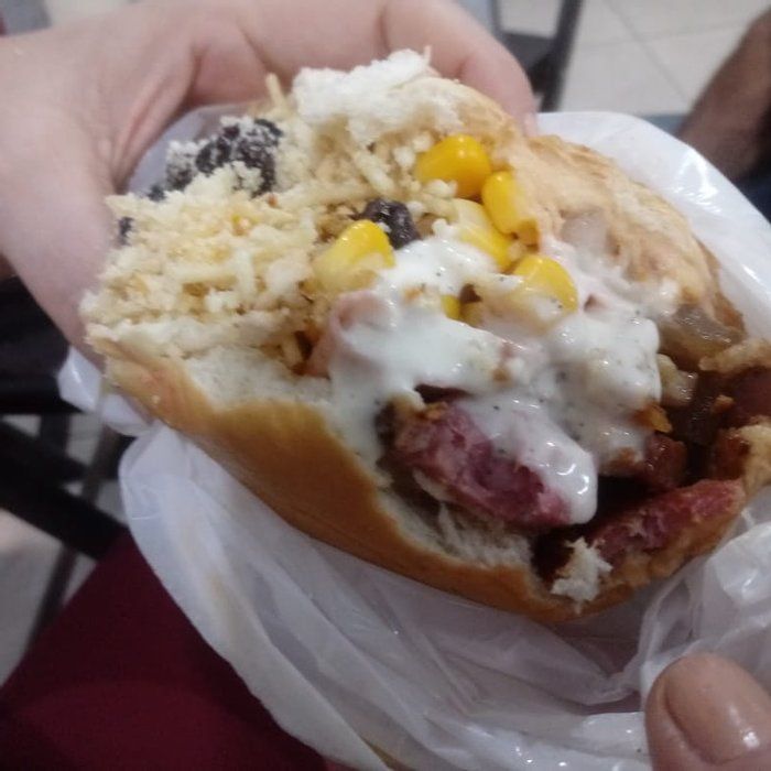 Gri+ Lanches - gastronomia - Cachorro quente de calabresa
