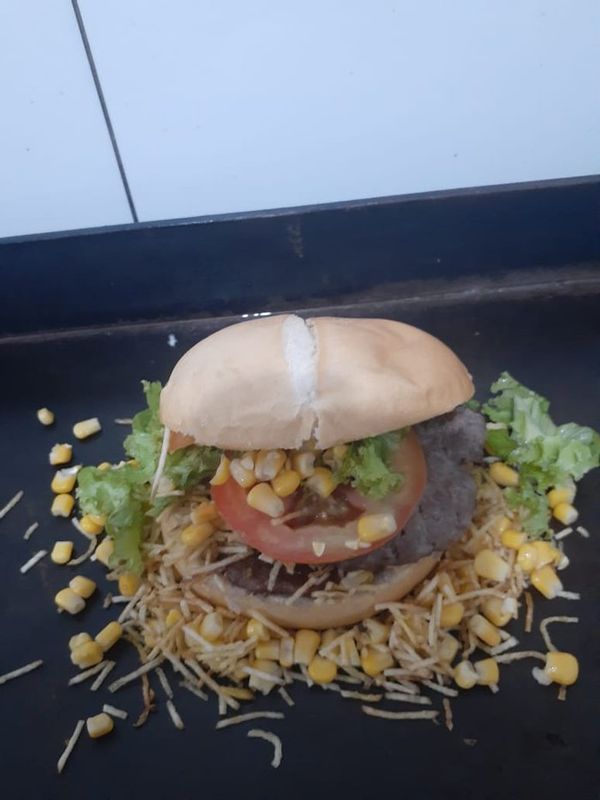 Gri+ Lanches - gastronomia - Hambúrguer simples