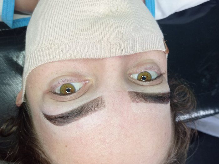 Ana Weizenmann - beleza & estética - Design com aplicação de henna