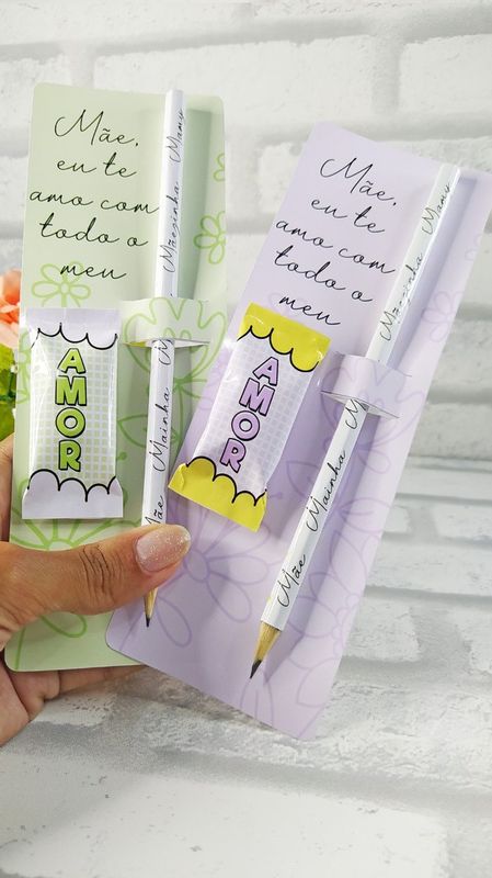 Drika Mimos - papeleira / papelaria personalizada - cartao com bala e lapiz