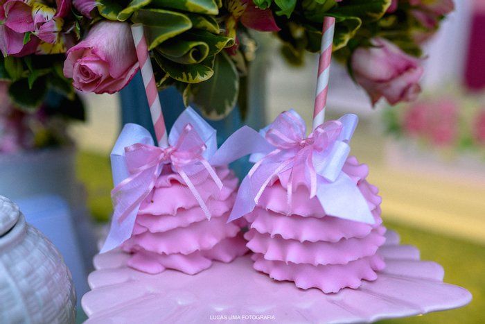 Flor de laranja Lima - Doces e Personalizados de Luxo - Maçãs de chocolate