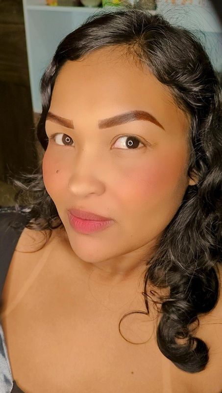 Reh Lacerda - beleza & estética - Design com mapeamento + Henna