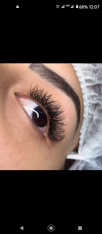 Studio Lorena Francielli - beleza & estética - alongamento de cilios mega brasileiro