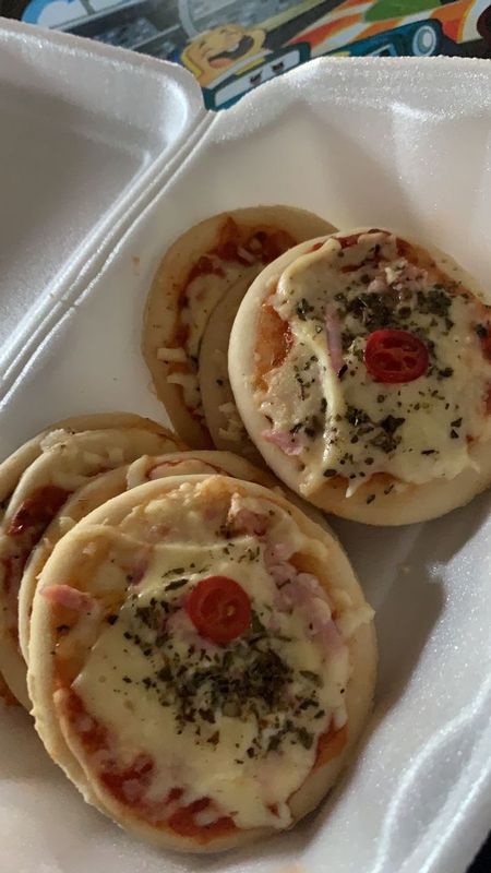 Pães & cia - lanches caseiros - mini pizza