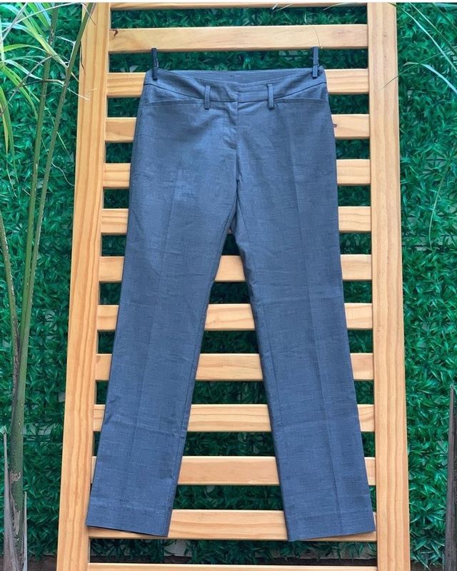 Desapegos com AMÔ - moda - Calça Linho Cinza