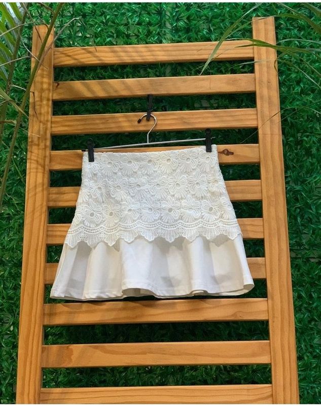 Desapegos com AMÔ - moda - Saia Detalhe Renda