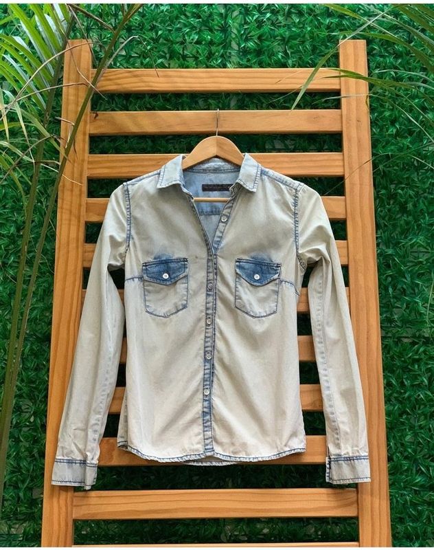 Desapegos com AMÔ - moda - Camisa Jeans Destonada