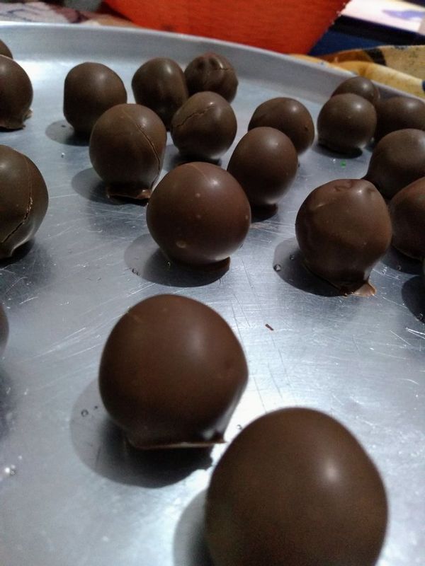 Chocoçucar - Doceria - Balas de coco c chocolate