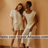 O verão é cheio de surpresas mesmo, né? As temperaturas amenas dos últimos dias são a prova disso, mas por aqui estamos prontinhas pra elas também 🥰
Qual sua opção pra hoje: pantacourt ou shorts?
⠀⠀⠀⠀⠀⠀⠀⠀⠀
Ref. 14896 | 14897 #ReccoLingerie #ahazourecco #ahazourevenda