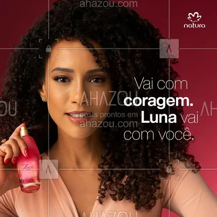 posts, legendas e frases de natura para whatsapp, instagram e facebook: Taís Araujo usa a voz e a sua força para defender os direitos das mulheres pretas no Brasil. Ela é uma inspiração de coragem para milhares de mulheres. 

E você? Qual é a sua #CoragemDeMulher?

#DescriçãoDeImagem: na imagem, temos a atriz Taís Araujo sorrindo com o frasco de Luna Coragem em mãos, borrifando em seu pescoço. #AhazouNatura #ahazourevenda