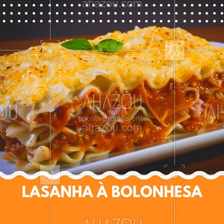 posts, legendas e frases de cozinha italiana para whatsapp, instagram e facebook: Você vai se apaixonar! Experimente nossa lasanha à bolonhesa. #lasanha #ahazoutaste #comidaitaliana #bolonhesa