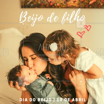 posts, legendas e frases de posts para todos para whatsapp, instagram e facebook: Tem beijo melhor do que o dos nossos filhos? ?❤️️ #beijo #diadobeijo #13deabril #ahazou #abril #filhos #beijodefilho
